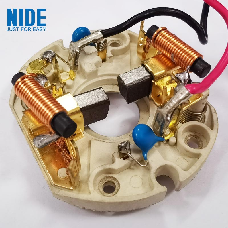 Ako uhlíkové kefy zlepšujú výkon motora a životnosť